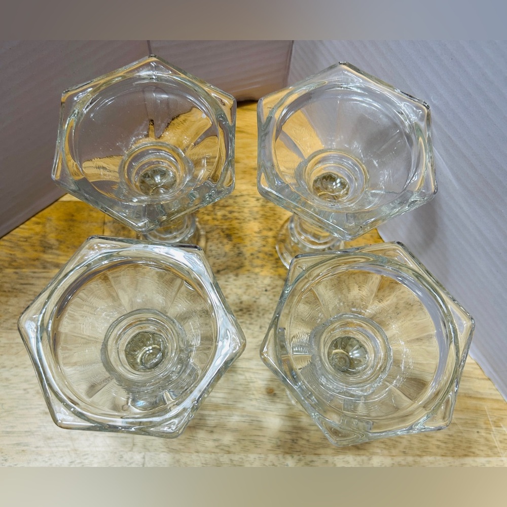 Crystal candle holders, set of 4. Holds taper candles. NO blemishes! - Picture 3 of 3